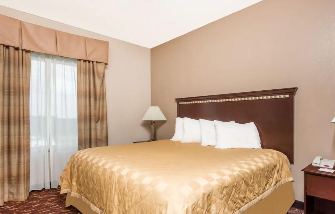 La Quinta Inn & Suites By Wyndham Augusta Fort Eisenhower מראה חיצוני תמונה
