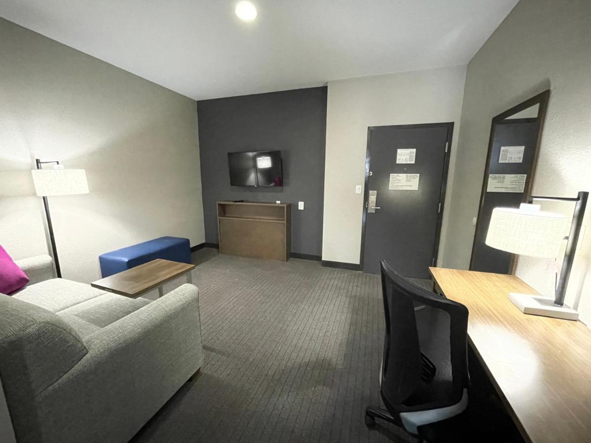 La Quinta Inn & Suites By Wyndham Augusta Fort Eisenhower מראה חיצוני תמונה