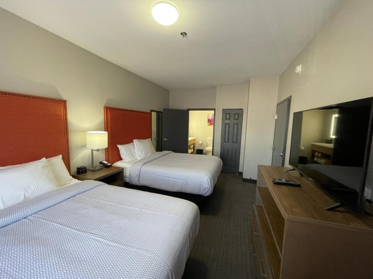 La Quinta Inn & Suites By Wyndham Augusta Fort Eisenhower מראה חיצוני תמונה