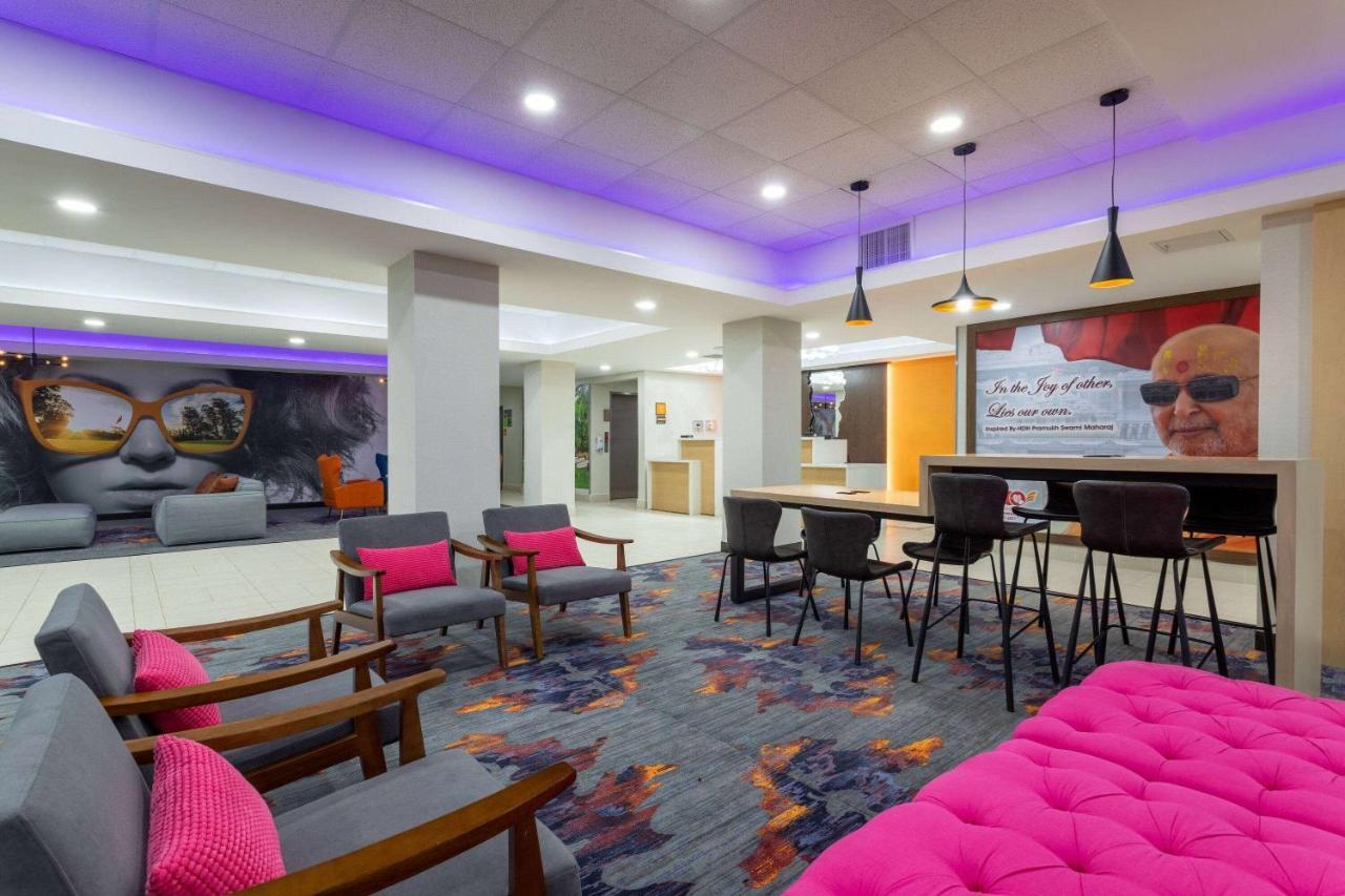 La Quinta Inn & Suites By Wyndham Augusta Fort Eisenhower מראה חיצוני תמונה