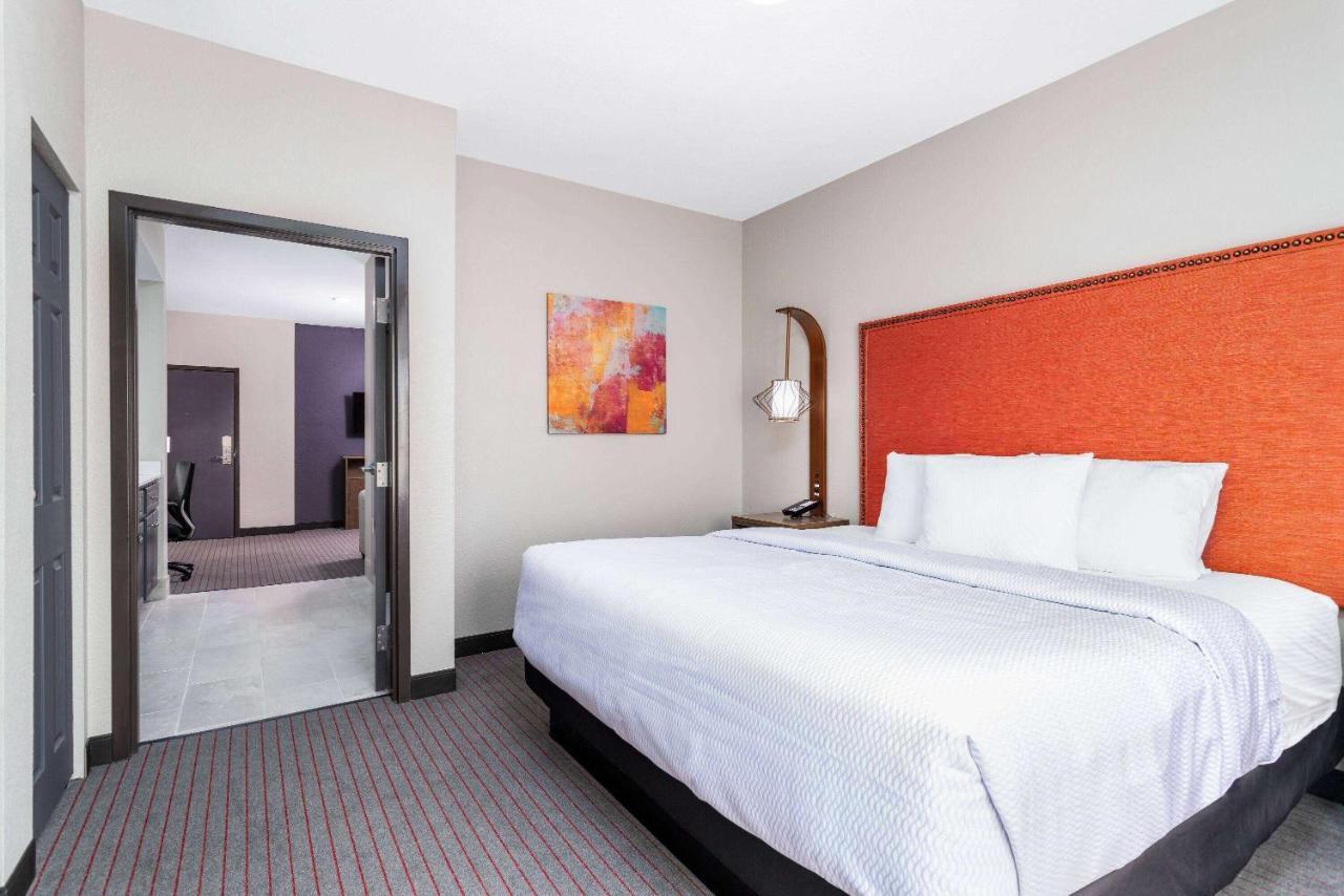 La Quinta Inn & Suites By Wyndham Augusta Fort Eisenhower מראה חיצוני תמונה