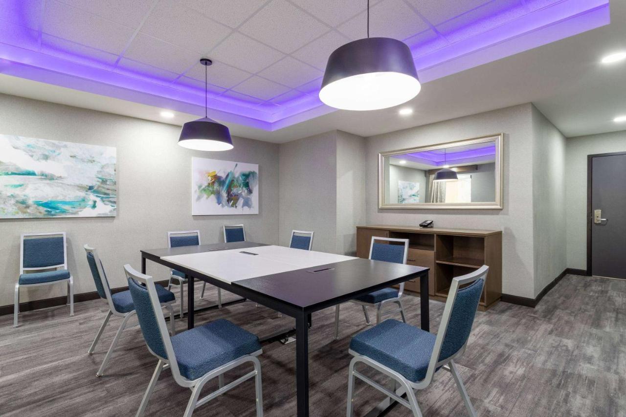 La Quinta Inn & Suites By Wyndham Augusta Fort Eisenhower מראה חיצוני תמונה