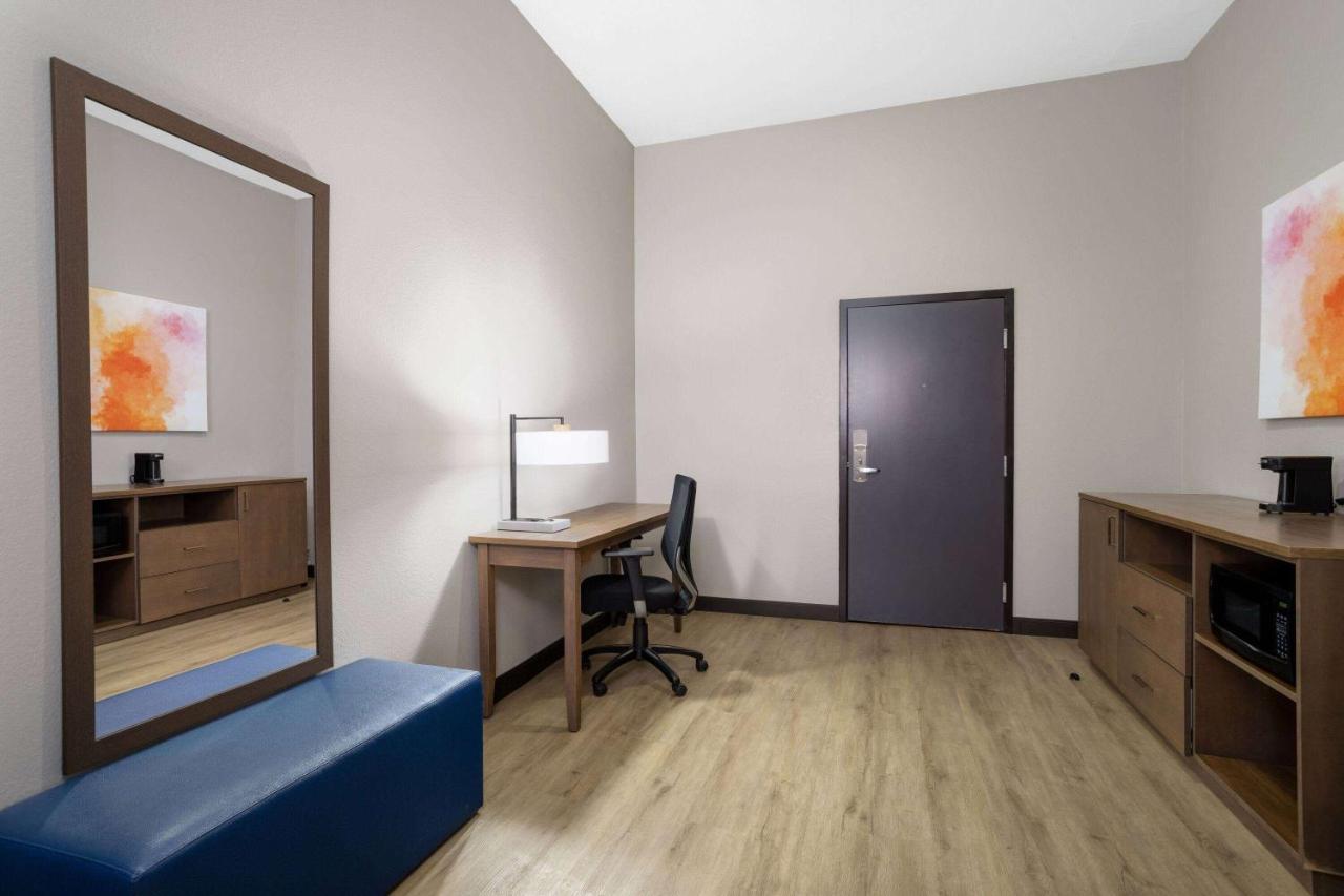 La Quinta Inn & Suites By Wyndham Augusta Fort Eisenhower מראה חיצוני תמונה