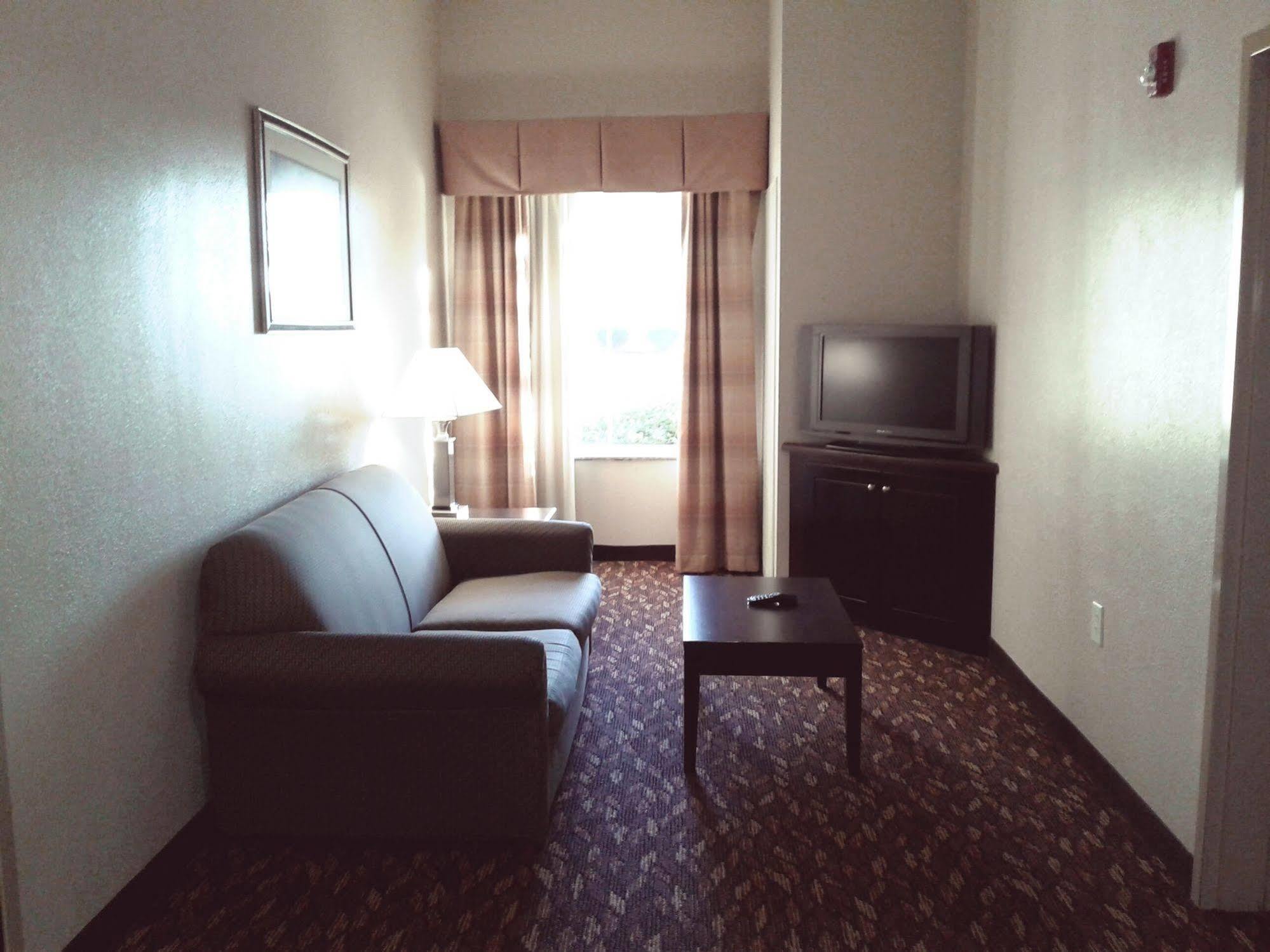 La Quinta Inn & Suites By Wyndham Augusta Fort Eisenhower מראה חיצוני תמונה